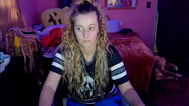 Snapshot of AsiaGoesPro chatting on February 26, 2:27 pm AsiaGoesPro online show from February 26, 2:27 pm