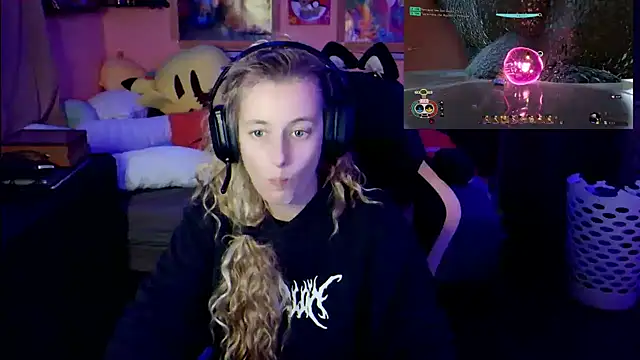 Snapshot of AsiaGoesPro chatting on March 18, 2:37 am AsiaGoesPro online show from March 18, 2:37 am