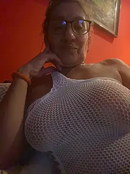 camelia3 online show from December 30, 2:31 am
