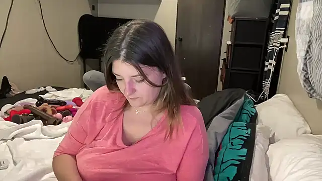 Snapshot of magicsparkles chatting on February 26, 12:53 am magicsparkles online show from February 26, 12:53 am