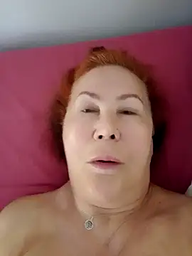 Hottie-Mom online show from October 20, 7:20 am