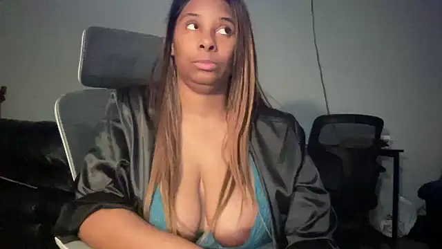 sassyslayz online show from January 18, 6:28 am