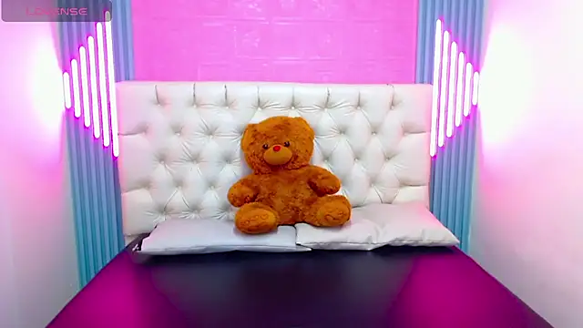 Dona and Carl online show from December 15, 2:52 am