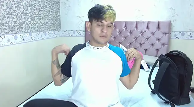 Dona and Carl online show from March 19, 3:09 am