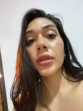 LaanaCooper online show from February 13, 3:46 pm