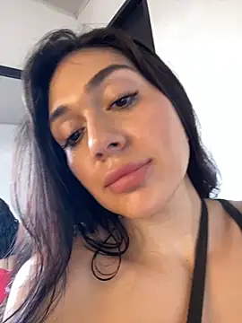 LaanaCooper online show from February 21, 12:39 pm