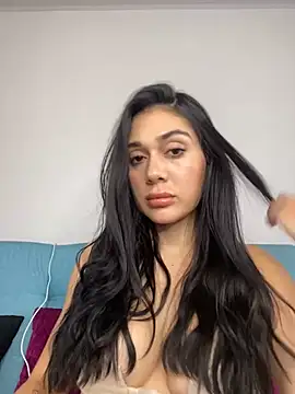 LaanaCooper online show from February 28, 6:52 pm