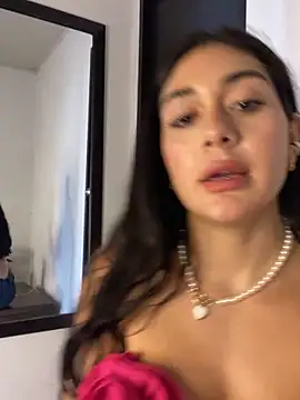 LaanaCooper online show from March 12, 4:35 pm