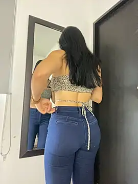 LaanaCooper online show from March 18, 1:31 pm