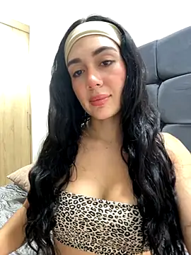 LaanaCooper online show from September 16, 8:54 pm