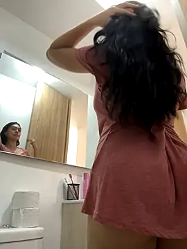 Snapshot of LaanaCooper chatting on October 23, 3:44 pm LaanaCooper online show from October 23, 3:44 pm