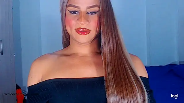 Snapshot of Valenntyna chatting on April 6, 7:04 pm Valenntyna online show from April 6, 7:04 pm