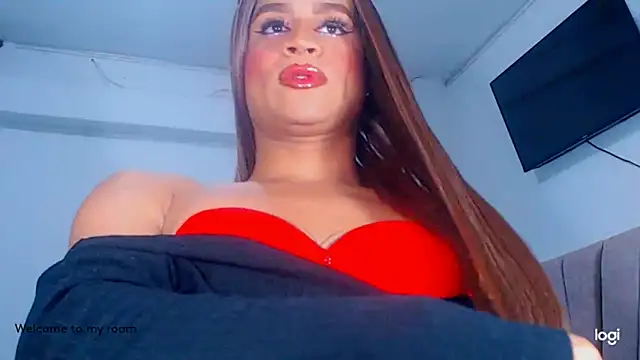 Snapshot of Valenntyna chatting on April 7, 7:25 pm Valenntyna online show from April 7, 7:25 pm
