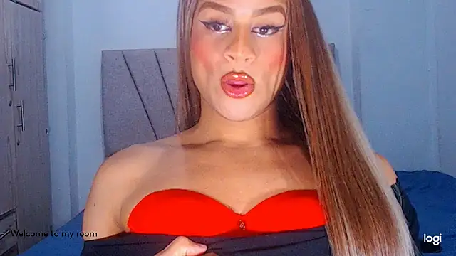 Snapshot of Valenntyna chatting on April 26, 11:24 pm Valenntyna online show from April 26, 11:24 pm