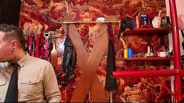 boy n girl online show from November 27, 9:44 am