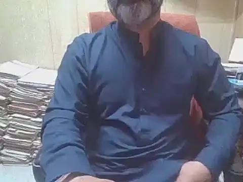 hairymaster95 online show from October 15, 4:01 am