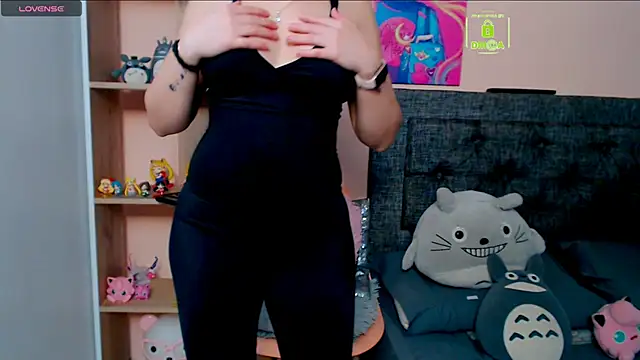 dolly saylor online show from February 18, 6:37 pm