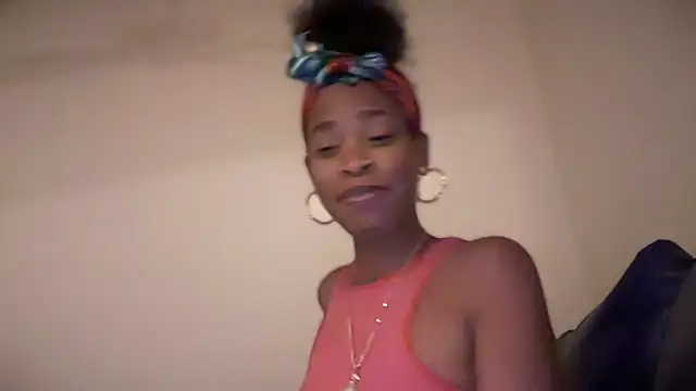 Cum2Charm online show from May 14, 4:41 am