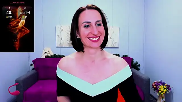 Nia Smithh online show from December 30, 4:08 pm