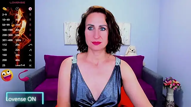 Nia Smithh online show from September 23, 12:19 pm