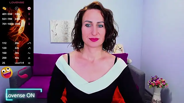 Nia Smithh online show from October 10, 12:26 pm