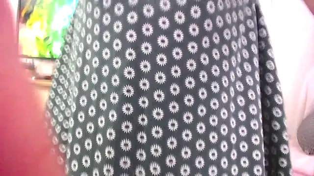 faceless  online show from March 19, 11:39 am