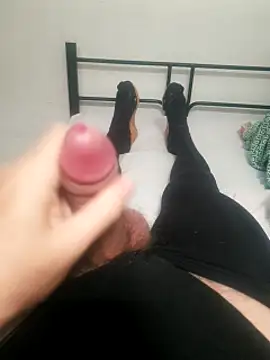 Ummfuss1 online show from July 21, 1:24 pm