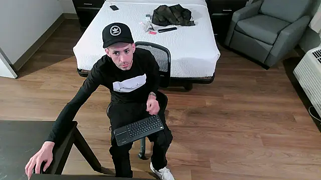 smokenstrokex online show from January 14, 1:33 am