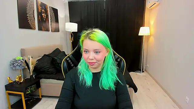 EnergyBunny 1 online show from September 25, 6:44 pm