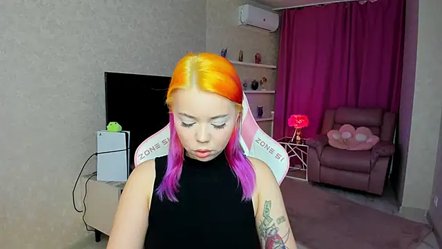 EnergyBunny 1 online show from June 4, 7:31 pm