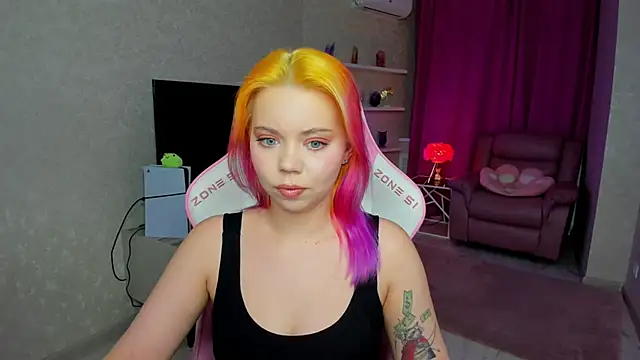 EnergyBunny 1 online show from June 7, 5:27 pm
