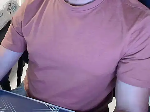 Snapshot of ankitfway chatting on May 27, 5:54 pm ankitfway online show from May 27, 5:54 pm