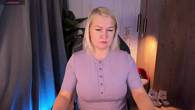 YolandaKiss online show from January 21, 8:11 pm