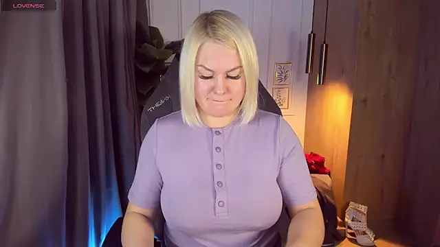 YolandaKiss online show from January 26, 8:13 pm
