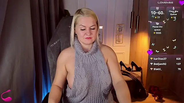 YolandaKiss online show from January 28, 2:53 am