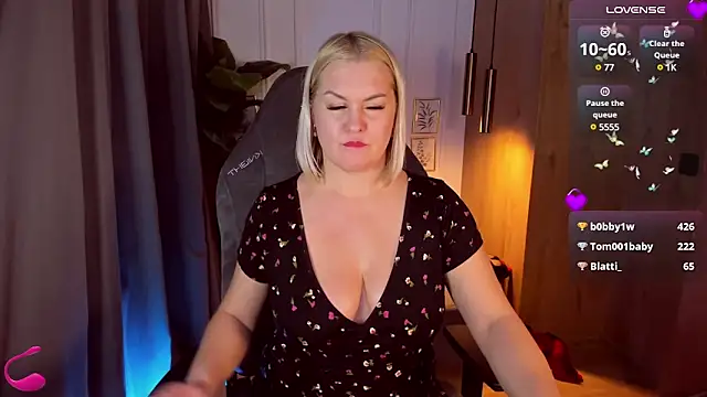 YolandaKiss online show from January 31, 2:26 am