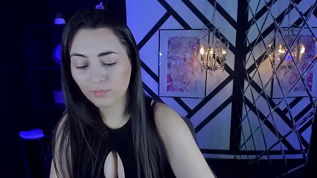 Snapshot of KylieMellow chatting on March 19, 5:52 am KylieMellow online show from March 19, 5:52 am