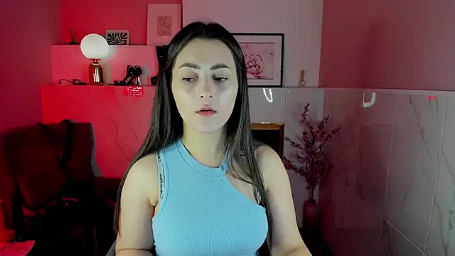 Snapshot of KylieMellow chatting on September 17, 5:09 am KylieMellow online show from September 17, 5:09 am