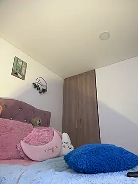 steewart  online show from February 12, 12:05 am