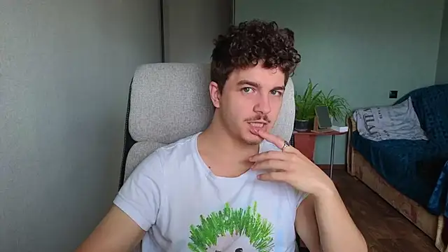 Remy Miles online show from October 20, 7:20 am