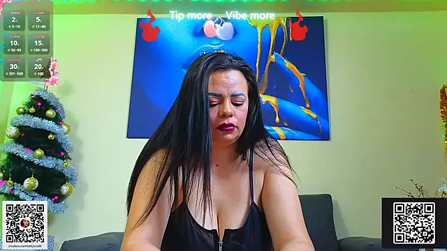 ElizabethEven online show from December 18, 7:52 pm