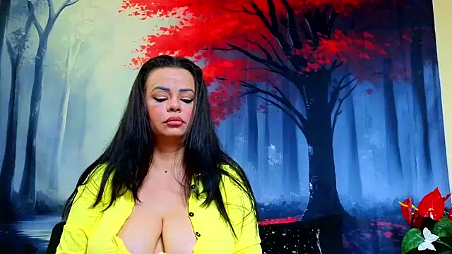 ElizabethEven online show from October 22, 8:30 pm