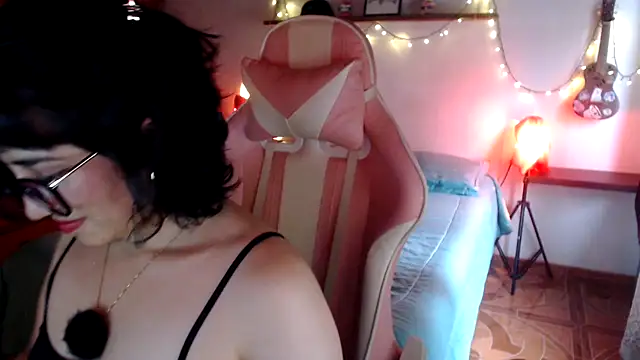 Snapshot of venus_666 chatting on June 25, 9:19 pm venus 666 online show from June 25, 9:19 pm