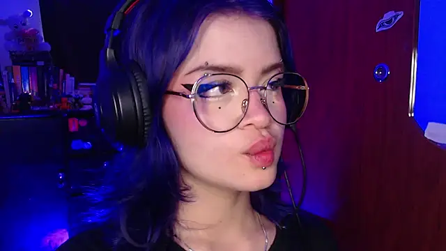 Raventh  online show from November 9, 1:20 pm