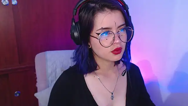 Snapshot of Raventh_ chatting on March 27, 10:48 am Raventh online show from March 27, 10:48 am