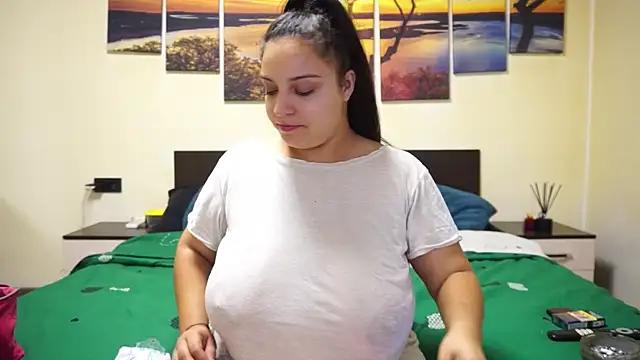 adelline online show from September 21, 8:43 pm