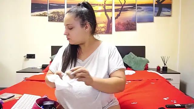 adelline online show from September 27, 8:58 pm