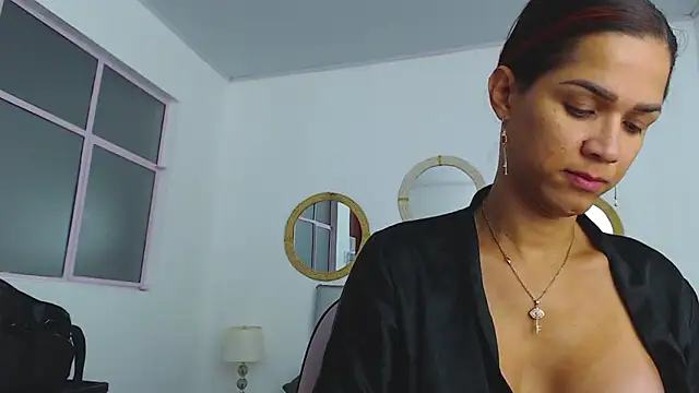 PINK  LOLA1 online show from February 4, 1:34 am