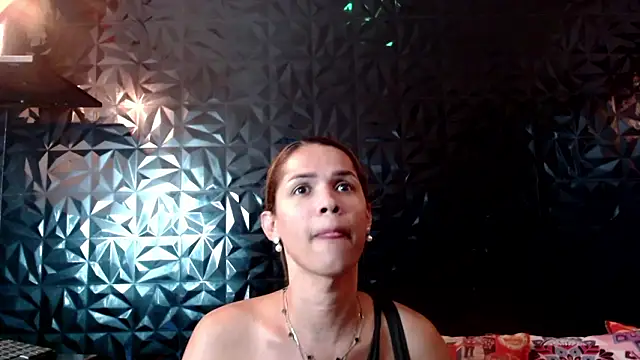 PINK  LOLA1 online show from March 22, 12:03 am