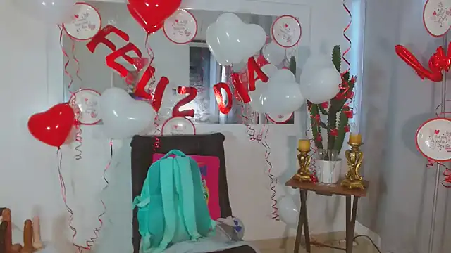 Selenna01 online show from February 14, 1:40 pm